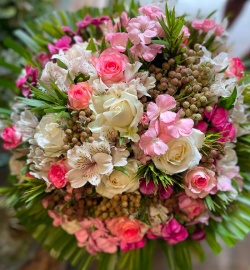 fleuriste-pays-de-gex-bouquet-pastel